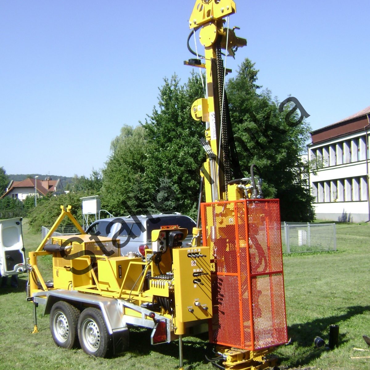 Wiertnica geotechniczna WGD-220 na przyczepie