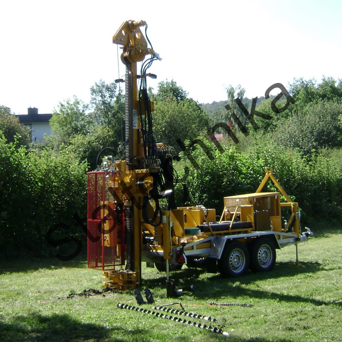 WGD-220 na przyczepie - Wiertnica geotechniczna WGD-220 na przyczepie