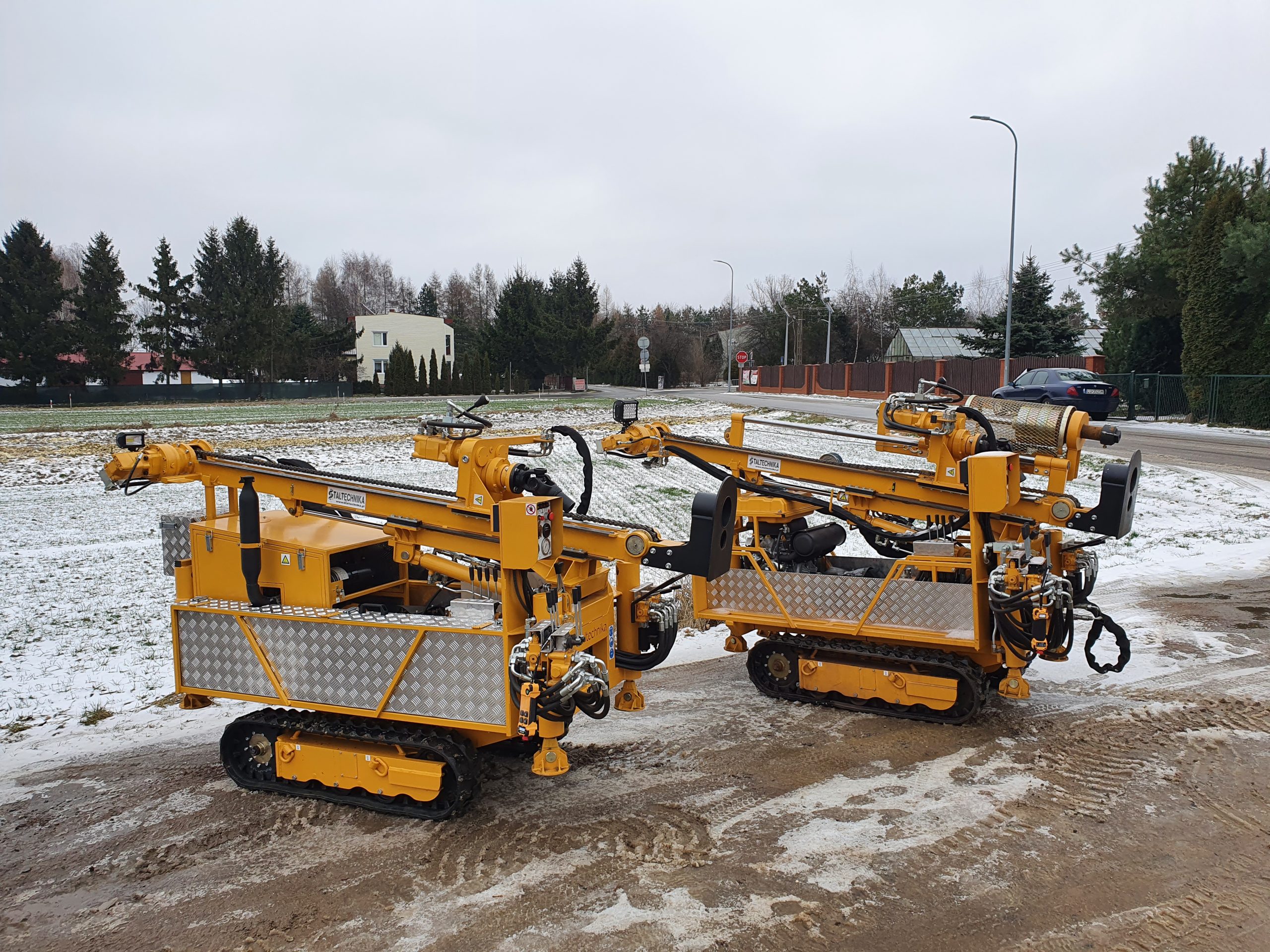 WGB Mini Geolog B na podwoziu gąsienicowym - Wiertnica geotechniczna WGB Mini Geolog B na podwoziu gąsienicowym