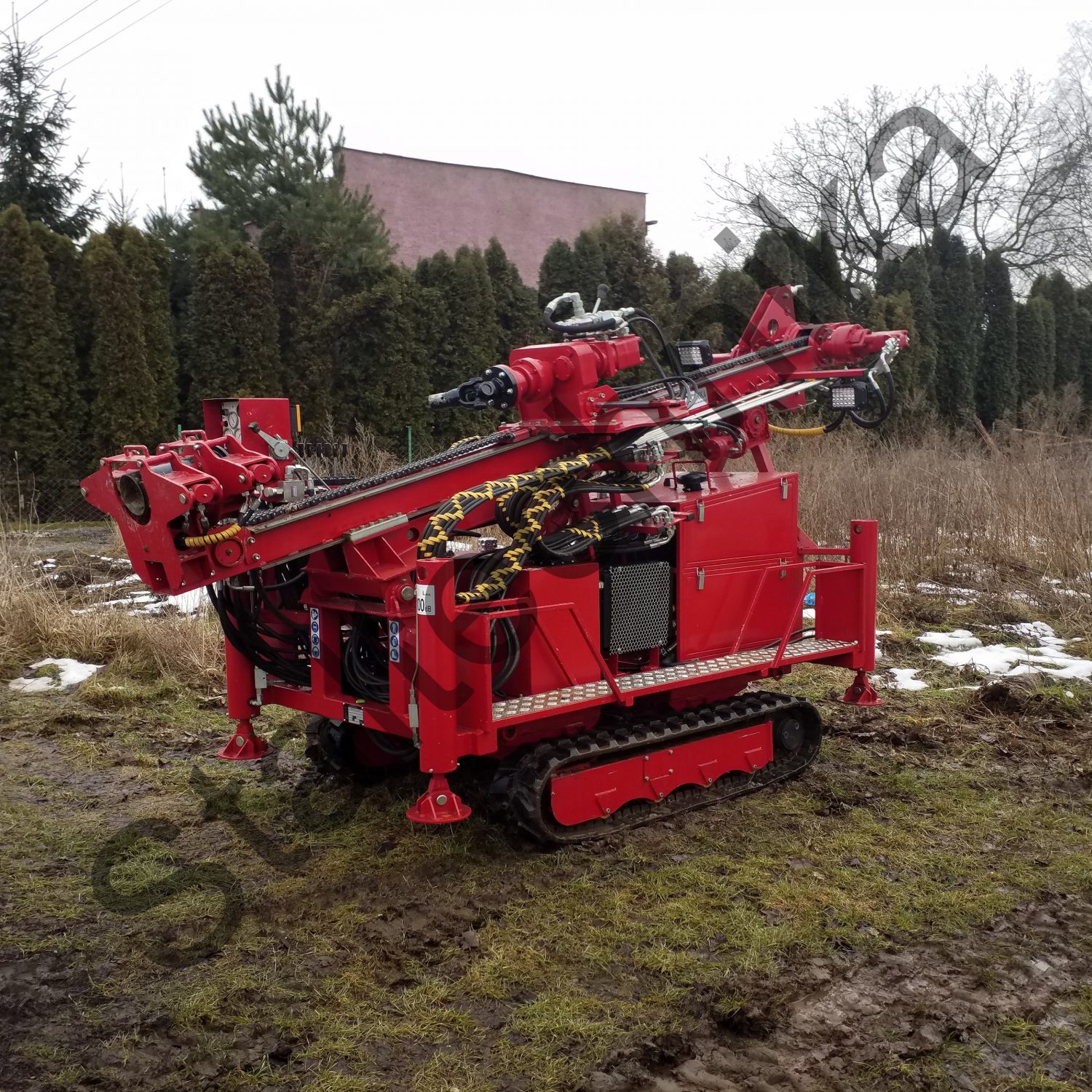 WGG-G na podwoziu gąsienicowym - Wiertnica geotechniczna WGG-G na podwoziu gąsienicowym