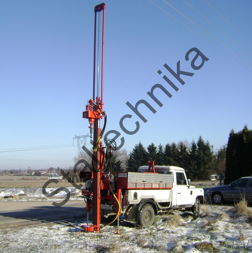wiertnica do ziemi z pojazdem